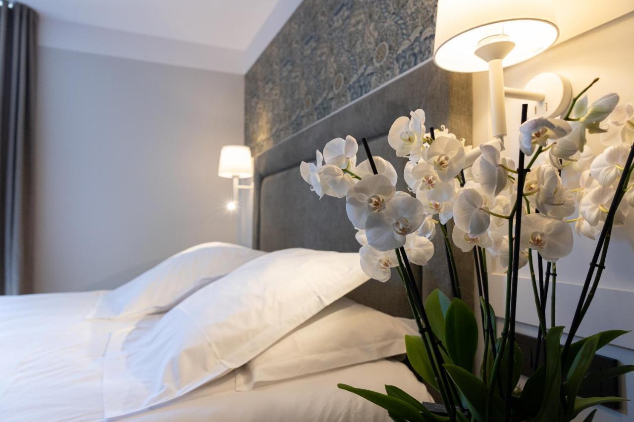 Logis Hotel-Restaurant Du Mouton Рибовиль Экстерьер фото